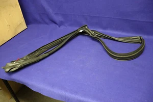 NEW 2015 Ford Mustang Windshield Frame Weatherstrip Seal FR3Z-7603110-A AKF0824 - Picture 1 of 5