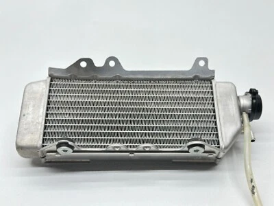 2016 Kawasaki KX250F Right Side Radiator OEM Fill Side Cap Cooling 39061-0168 KX - Image 1 of 4