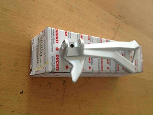 PIASTRA PORTA PEDANA POST SIN ALLUMINIO DUCATI 848 1098 1198 COD 82411251A - Picture 1 of 1