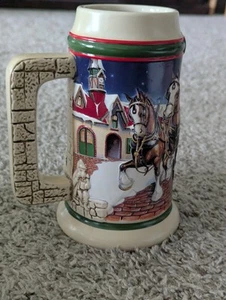 1988 VINTAGE Budweiser Holiday Christmas Beer Stein Clydesdales - Picture 1 of 5