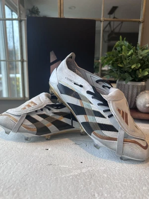 Adidas Predator Elite FT Teamgeist LE FG Size US9  - Image 1 of 4