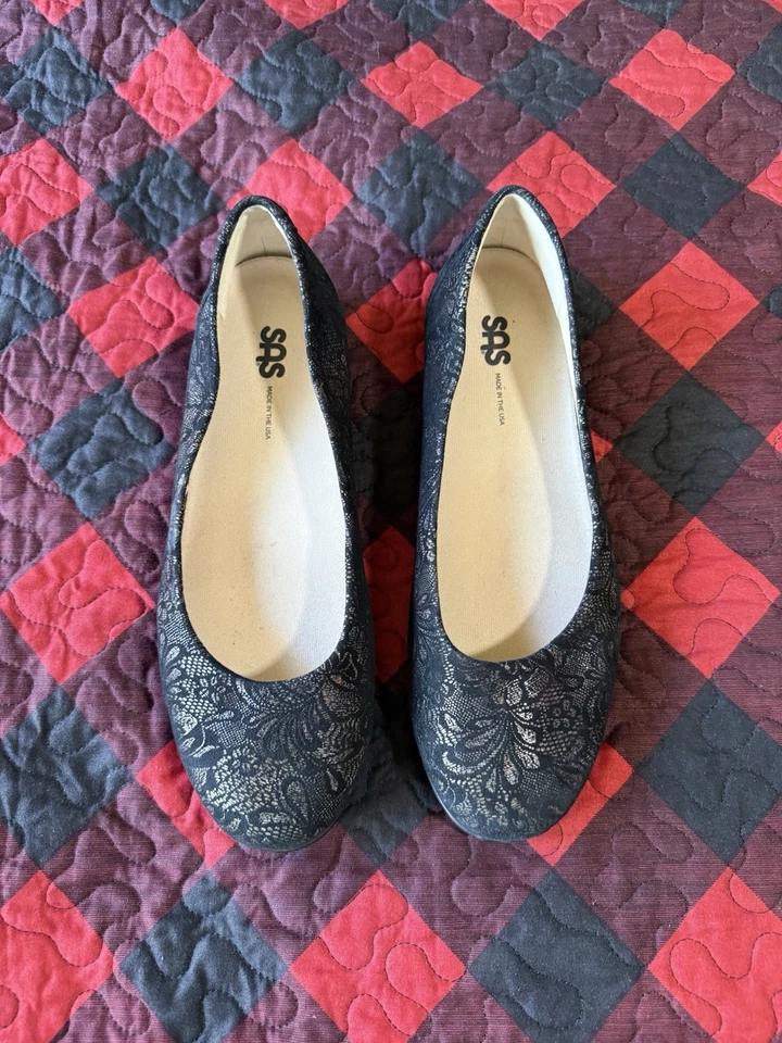 Zapatos planos florales negros escénicos SAS para mujer talla 11 Foto 1 de 4