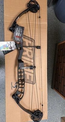 Prime ONE STX V2 39 Inch Right Hand Compound Bow Black Camo - Image 1 of 4