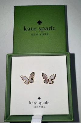 Серьги-гвоздики Kate Spade Pearl Flutter бабочка золото кремовый белый НОВЫЕ В КОРОБКЕ - Изображение 1 из 3