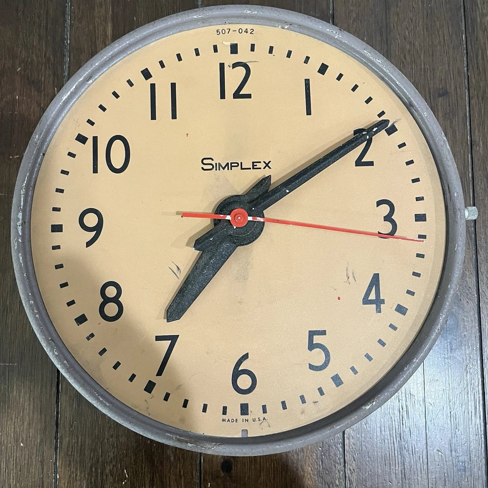 VTG  Simplex Electric Clock 507-042 10" School Industrial Metal Working READ - Image 1 of 4