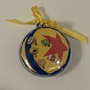 2023 Disney Parks Pixar Collection Set 5 verstellbare Ringe Cracked Case - Bild 1 von 11