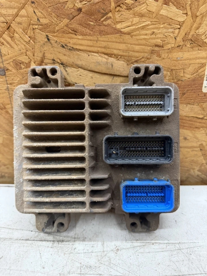 04 05 CHEVROLET GMC SILVERADO SIERRA 6.6L LLY MOTOR OEM ECU ECM 15141667 Foto 1 de 3