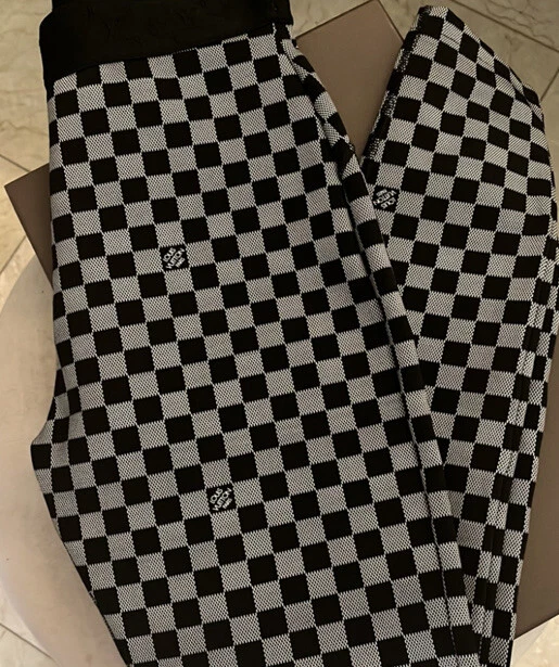 LEGGINGS DAMIER BRILLANTES LOUIS VUITTON TALLA 36 MOTIVO DAMIER A CUADROS  Foto 1 de 4