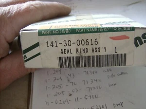 GENUINE KOMATSU 141-30-00616 SEAL RING ASSEMBLY - Picture 1 of 3
