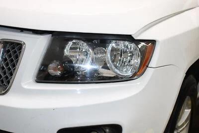 Conjunto de faros izquierdos usados se adapta a: Jeep Compass 2016 bisel negro grado A izquierdo Foto 1 de 4