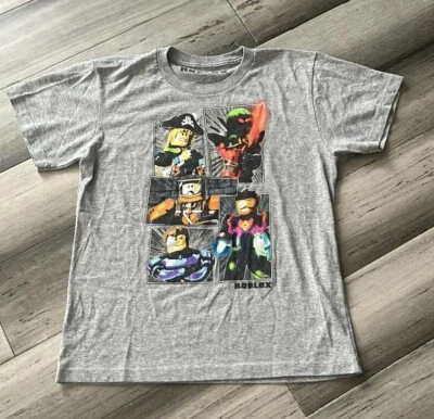 Camisa Gris Roblox Jóvenes Niños Pirata y Múltiples Personajes Talla S Foto 1 de 4