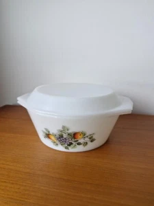 Opalglas Auflaufform/Schüssel mit Deckel “Fruits de France“ Arcopal FRANCE - Bild 1 von 5