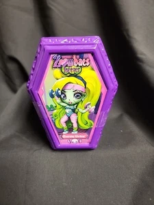 Muñeca Entrenamiento Zombaes Forever Mourning Nueva Precintada - Imagen 1 de 8