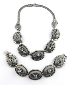 Vintage aqua blue rhinestone necklace and bracelet jewelry set - Picture 1 of 5