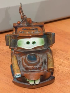 DISNEY PIXAR CARS Mater Remolque 6" Cerámica Banco de Monedas Usado - Imagen 1 de 5