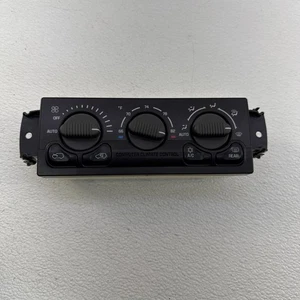99-02 Chevy Tahoe GMC Yukon Temperature Climate Control Unit A/C PN# 15758149 - Picture 1 of 19