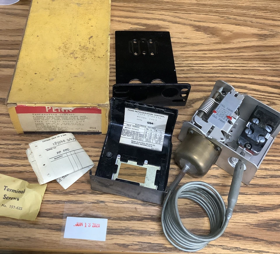 Penn Temperature Controller 270MT10 115/230 NEW - Image 1 of 4