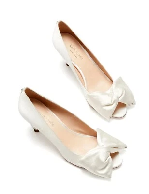 Kate Spade $228 Crawford Bow Peep Toe Pump Marfil Satinado EE. UU. 7 Foto 1 de 2