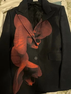 Alexander McQueen Men’s Red Orchid Suit - Image 1 of 3