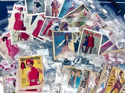 Huge Lot Of Vintage Simplicity & McCalls Fashion Booklets 38 1960s & 1970s - Image 1 of 4