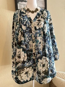 IZOD Women’s Blue/White Button Up Pleated Blouse, 3/4 Wide Sleeves - Sz 1X - Picture 1 of 9