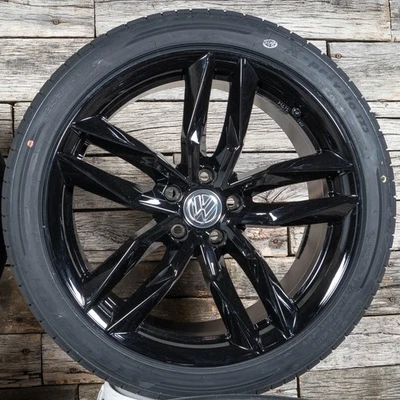 18 Zoll Winterräder RS3 für VW Passat B8 Scirocco Sharan 7N 235/40 R18 Schwarz - Bild 1 von 4