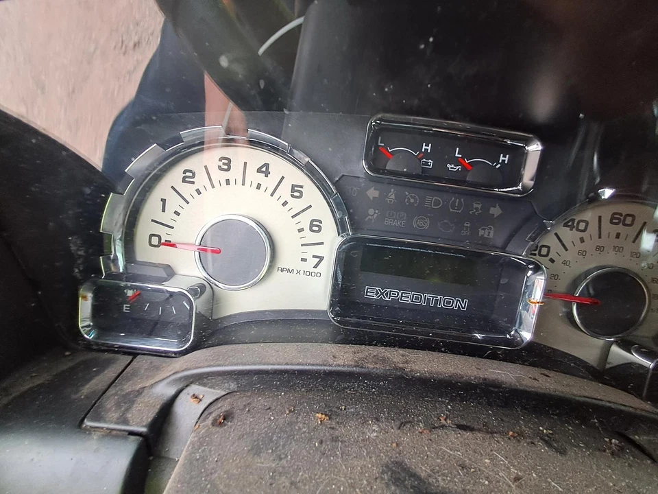 Used Speedometer Gauge fits: 2012 Ford Expedition cluster column shift MPH w/mes Foto 1 de 4