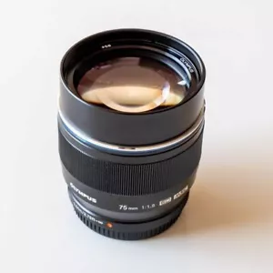 OLYMPUS M.ZUIKO DIGITAL ED 75mm F1.8 Black AF MSC Lens Micro Four Thirds Mount - Picture 1 of 2