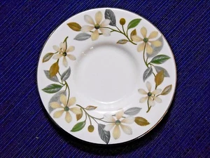 Wedgwood Bone China BEACONSFIELD Plate Saucer Made in England - Picture 1 of 3