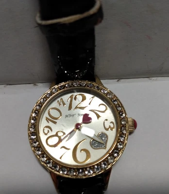 Reloj Betsey Johnson Mujer Corazón Estrás Segunda Mano Correa Cuero ~ Funciona Foto 1 de 4