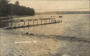 Smithfield Maine ME Beach Dock Boats años 20-30 RPPC foto real postal - Imagen 1 de 2