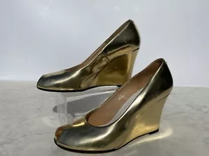 Maison Margiela  Gold Patent Leather Peep Toe Wedge  Pull on Heels 38/8 - Picture 1 of 21
