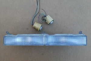 1976 76 CADILLAC SEVILLE Turn Signal Parking Lamp Light Clear Right RH - Picture 1 of 4