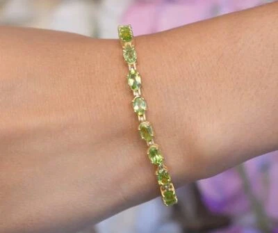 Brazalete de tenis para mujer enchapado en oro amarillo de 14 quilates corte ovalado creado en laboratorio Foto 1 de 4