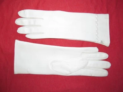 Vintage 1960s Japanese MOD Longer White Vinyl gloves women's size 6 - Image 1 of 2