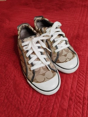 COACH SNEAKERS "BARRETT" Khaki Canvas Brown Sig C Leather Trim Women's 7.5B GUC - Image 1 of 4