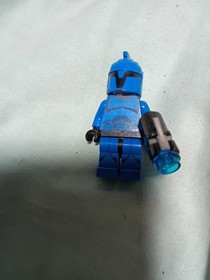 LEGO STAR WARS SENATE COMMANDO WITH BLASTER 100% NEW FROM 75088 PALPATINE GUARD