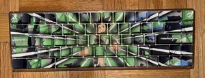 Higround x Gundam Admiral (weiß) Base 65 Keyboard - HxH Gon Keycaps - Bild 1 von 2