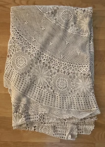 Gehäkelte beige ovale Spitze Tischdecke Vintage 60" x 90" - Bild 1 von 1