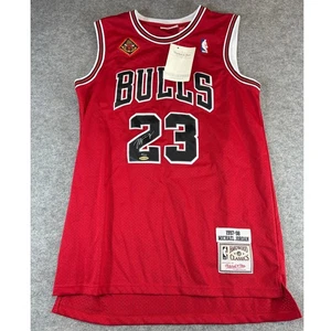 VTG Chicago Bulls Jersey Men 44 Large Red NBA 1997-98 Jordan #23 Basketball NWT - Picture 1 of 8
