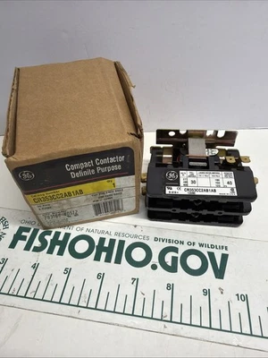 GE CR353CC2AB1AB COMPACT DEFINITE PURPOSE - Image 1 of 4