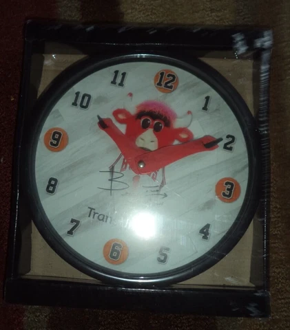 Chicago Bulls Benny the Bull Mascot Wall Clock United Center SGA 3/20/15 NIB Cover
