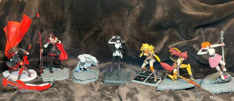 RWBY Rooster Teeth McFarlane Lot RARE: Rwby Wiess Blane Yang Nora Pyrra - opened Cover