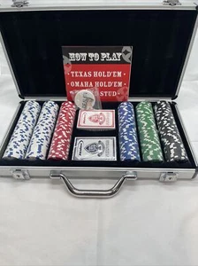 Poker Set in Aluminum Case, Casino Poker Kit with 300 11.5 Gram Chips, 2 Decks - Picture 1 of 5
