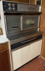 1961 Fridgidaire Flair Stove