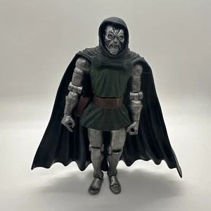2004 Toybiz Marvel Legends Series II 2 Doctor Dr. Doom W/ Removeable Mask Figure - Picture 1 of 6