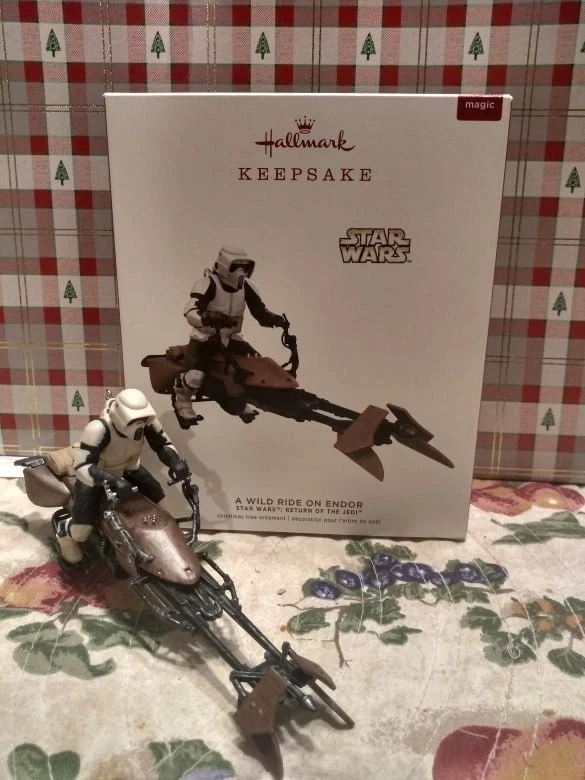 HALLMARK STAR WARS A WILD RIDE ON ENDOR 2019 ADORNOS MÁGICOS DE RECUERDO DE NAVIDAD Foto 1 de 1
