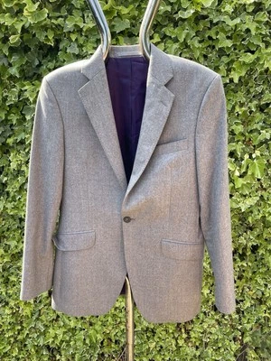 AUSTIN REED Men’s jacket/blazer, size 38R 100% Wool - Image 1 of 4