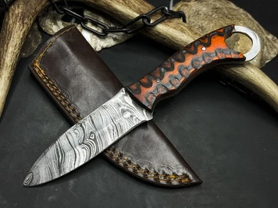 10188 Handmade Damascus steel Camping Tactical Hunting Knife With Leather Sheath - Image 1 of 4