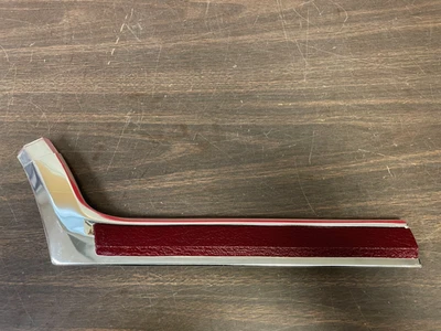 1977 1978 1979 FORD THUNDERBIRD RH LOWER QUARTER PANEL TRIM NOS 1025 - Image 1 of 4